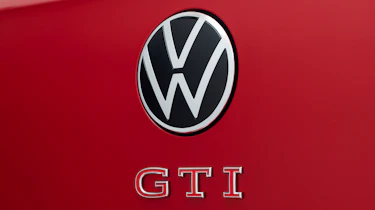 Volkswagen Golf GTI facelift - GTI badge