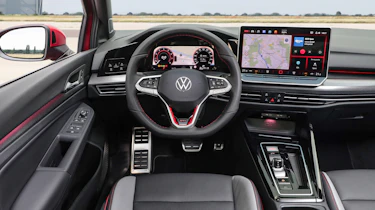 Volkswagen Golf GTI facelift - dash