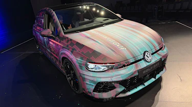 Volkswagen Golf facelift CES - front above