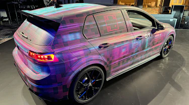 Volkswagen Golf facelift CES - rear above