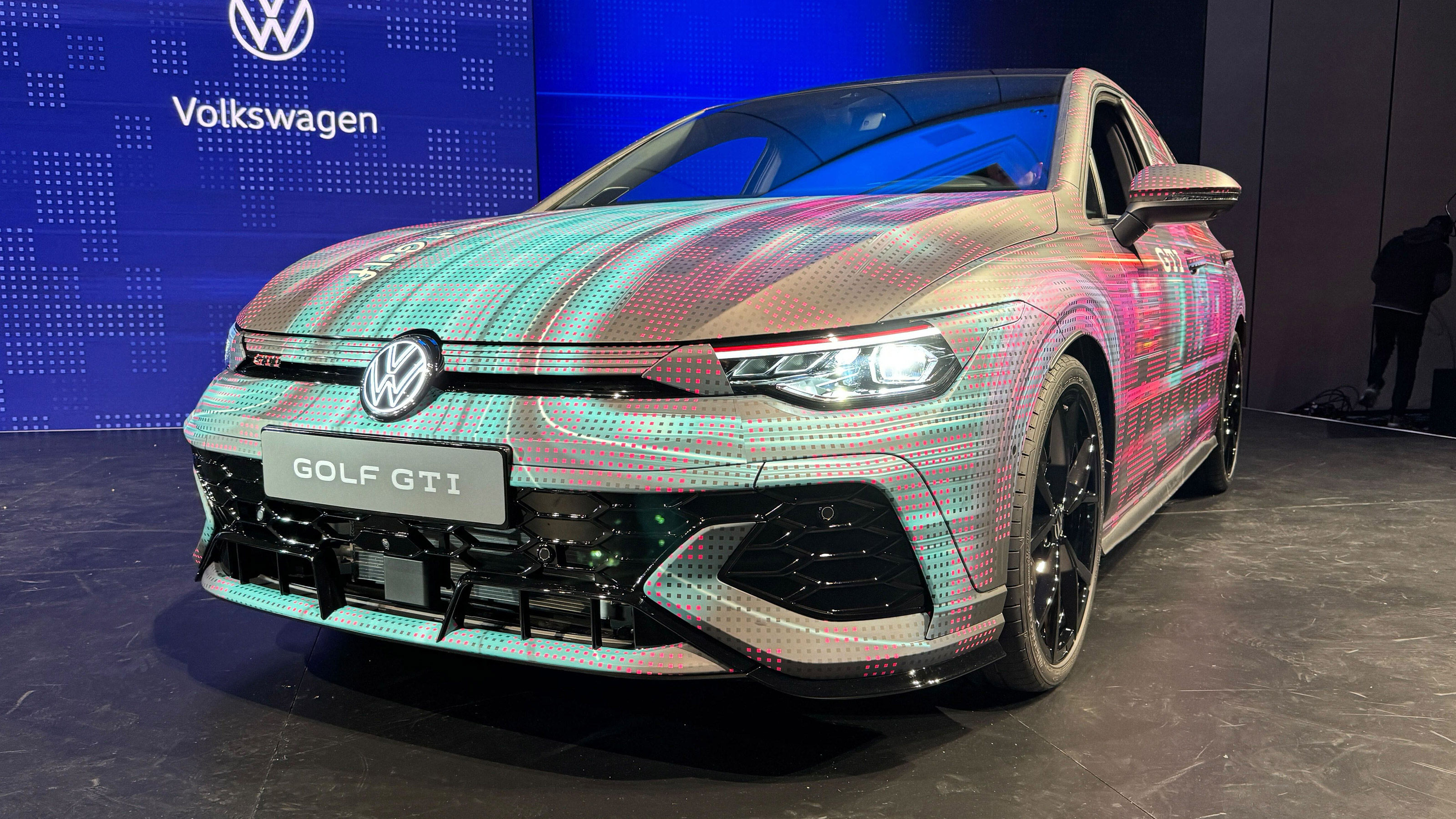 Volkswagen Golf facelift CES - full front