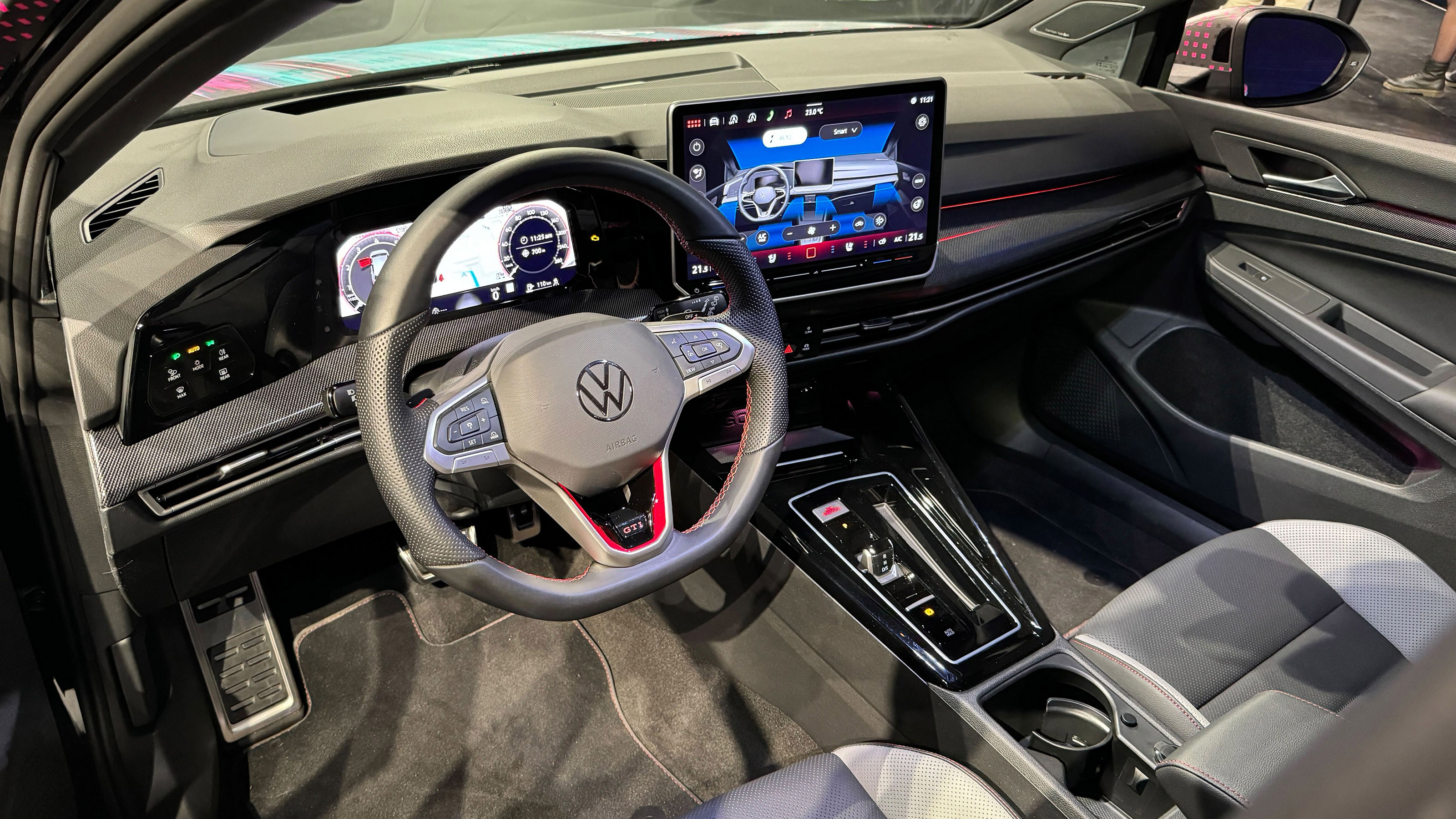 Volkswagen Golf facelift CES - cabin