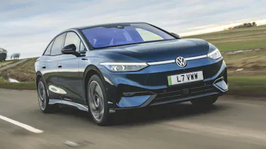 Volkswagen ID.7 Pro Match - front tracking