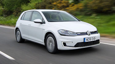 Volkswagen e-Golf - front tracking