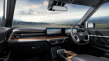 KGM Torres - interior