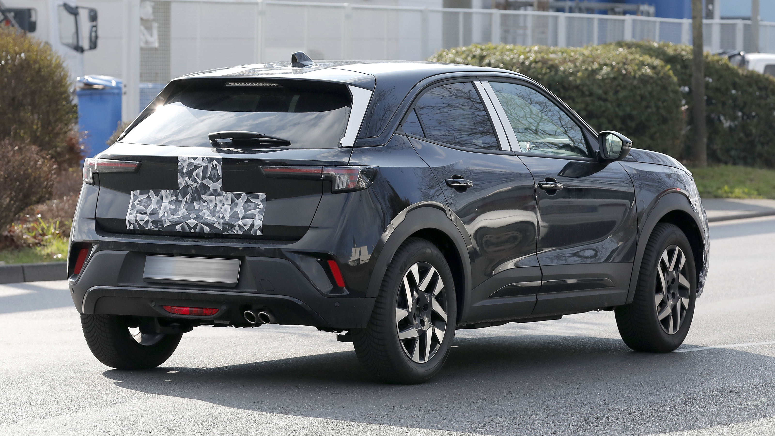 Facelifted Vauxhall Mokka - rear