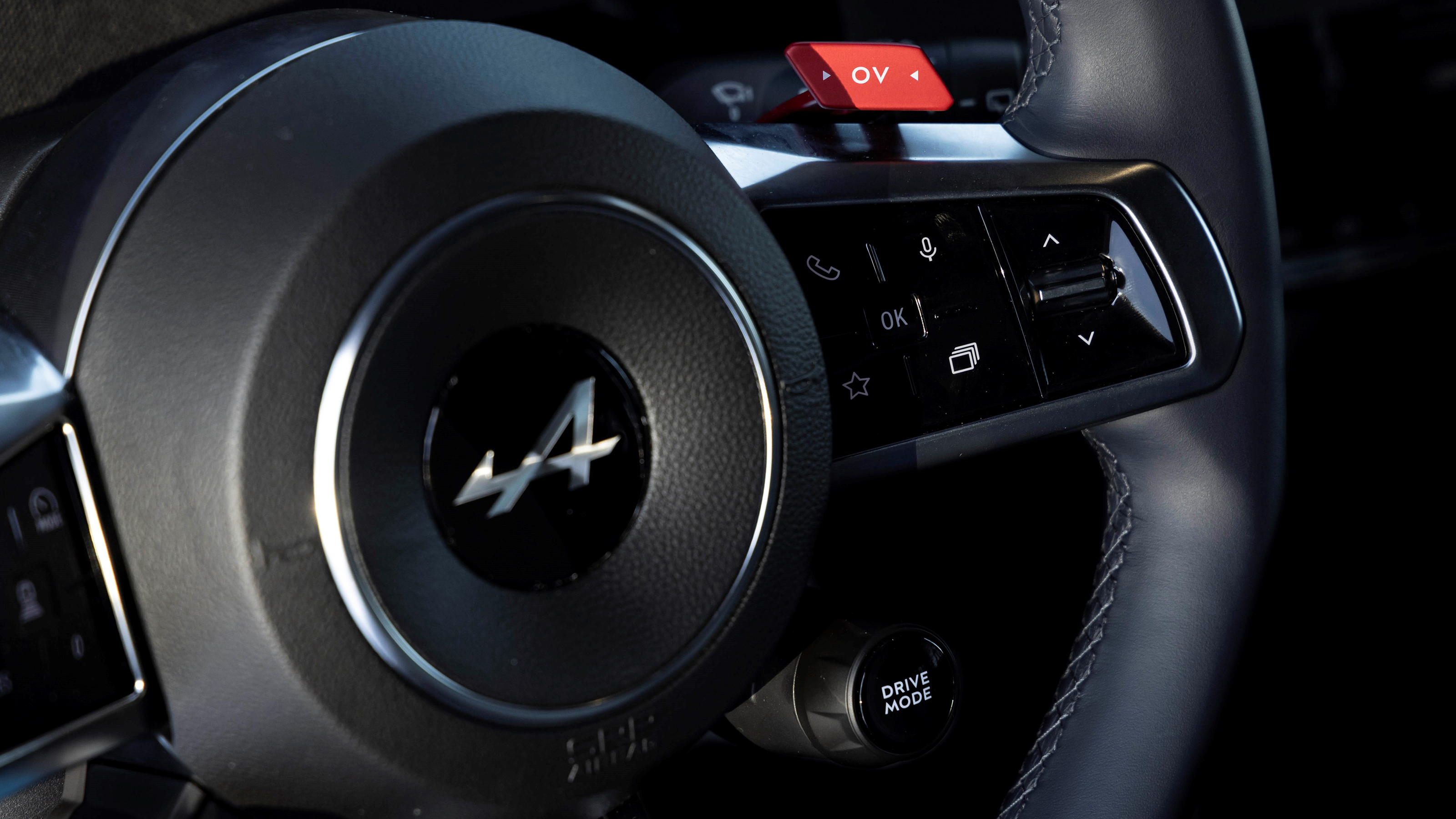 Alpine A290 testing - interior