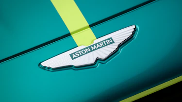 Aston Martin Vantage GT3 - badge