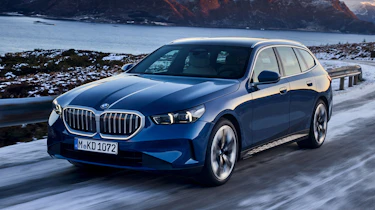 BMW 5 Series Touring - front tracking