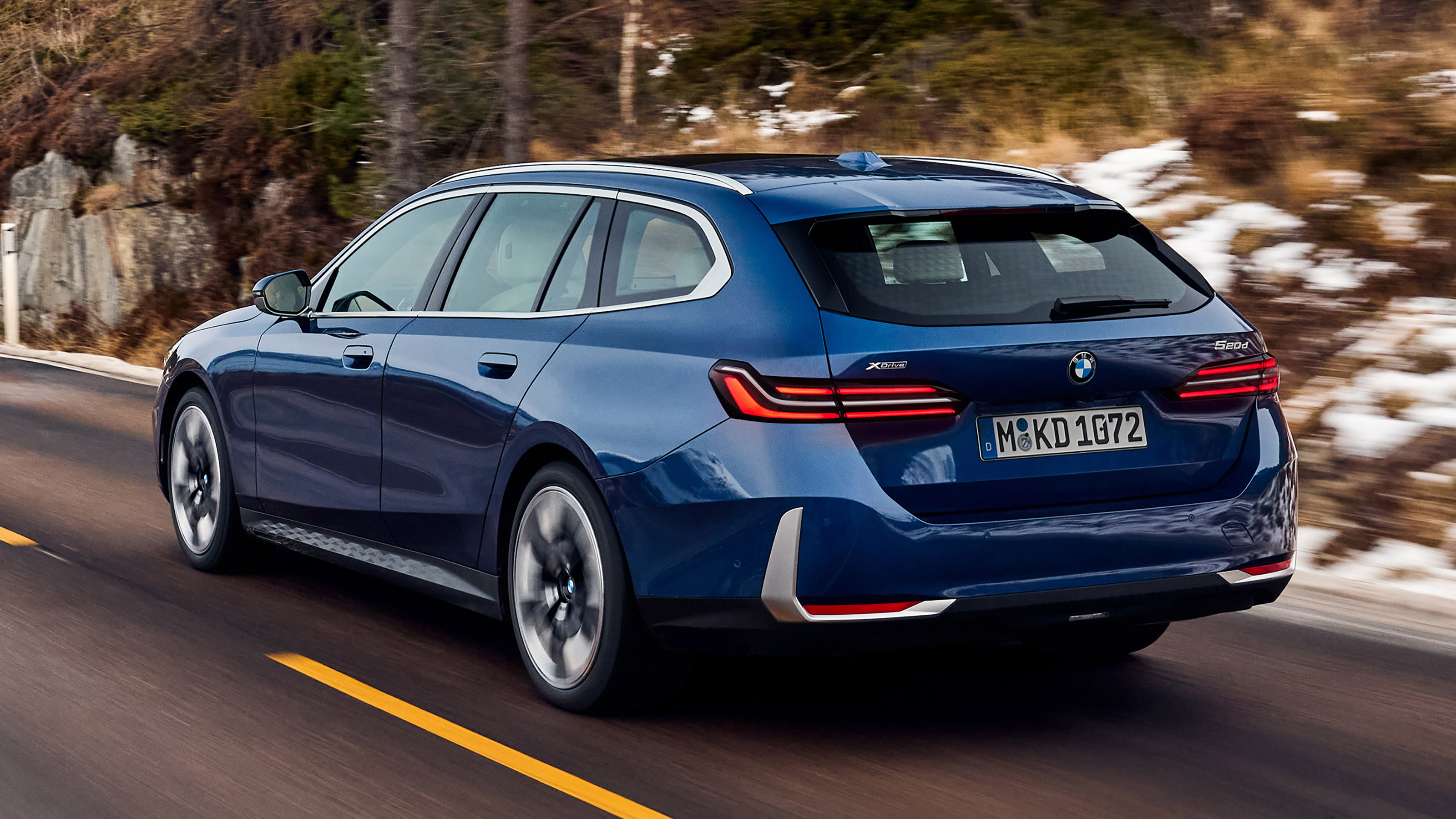BMW 5 Series Touring - rear