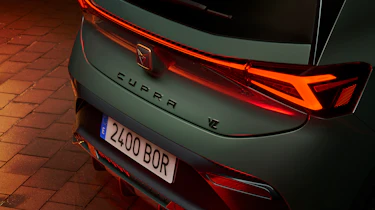 Cupra Born VZ - tail light bar