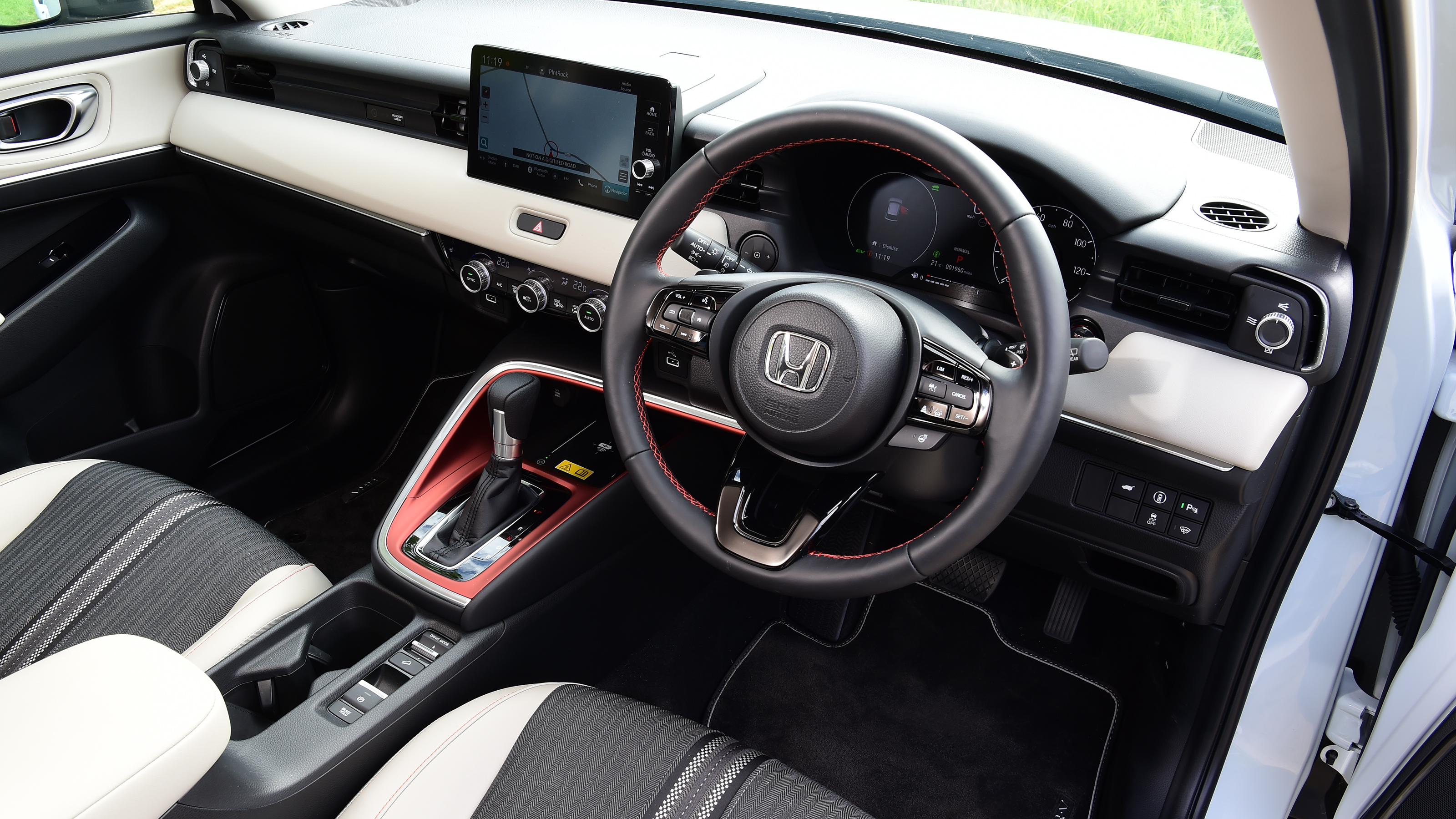Honda HR-V - dashboard