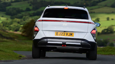 Hyundai Kona - rear cornering
