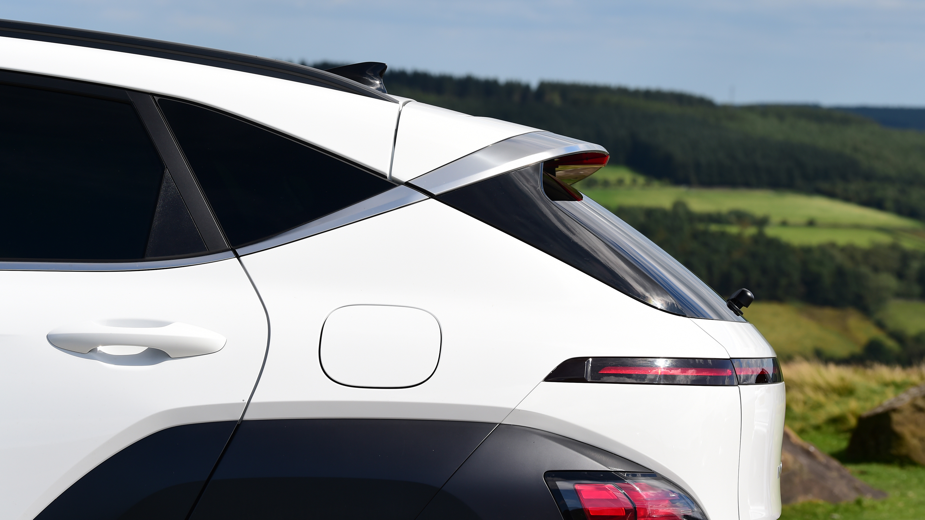 Hyundai Kona - rear quarter