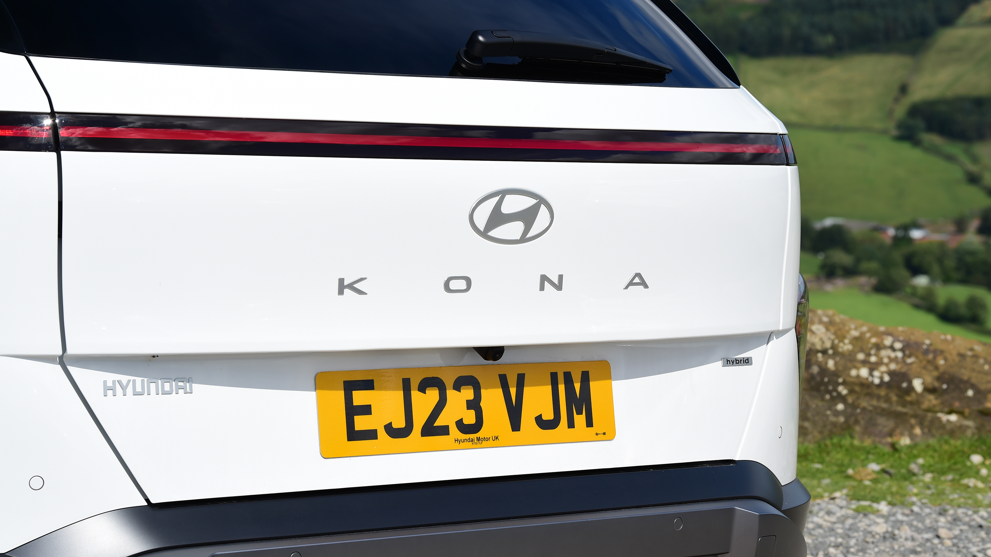 Hyundai Kona - tail gate