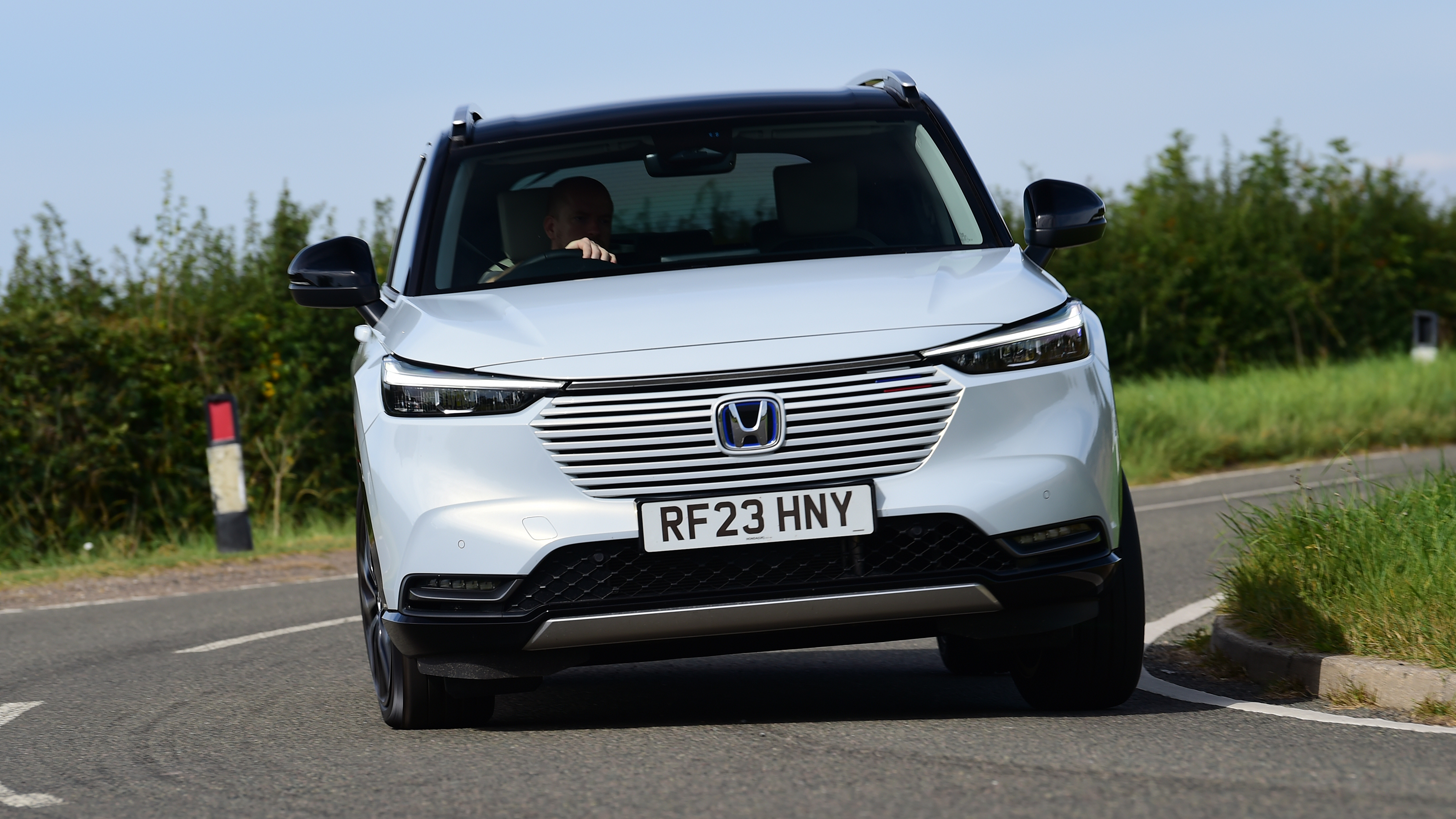 Honda HR-V - front cornering