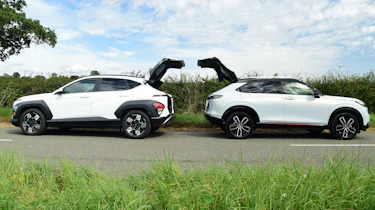Hyundai Kona and Honda HR-V - face-to-face static