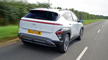 Hyundai Kona - rear tracking