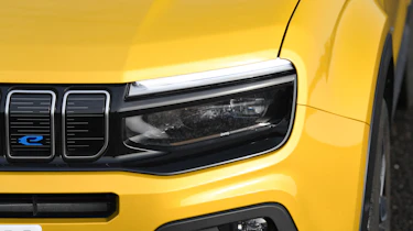 Jeep Avenger - headlight