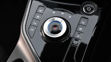 Kia Niro EV - gear selector