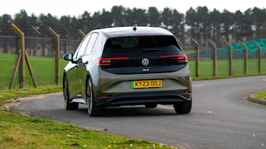 Volkswagen ID.3 - rear cornering
