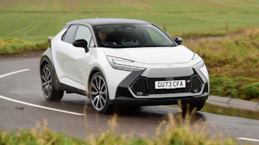 Toyota C-HR - front cornering