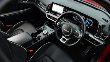 Kia Sportage - interior