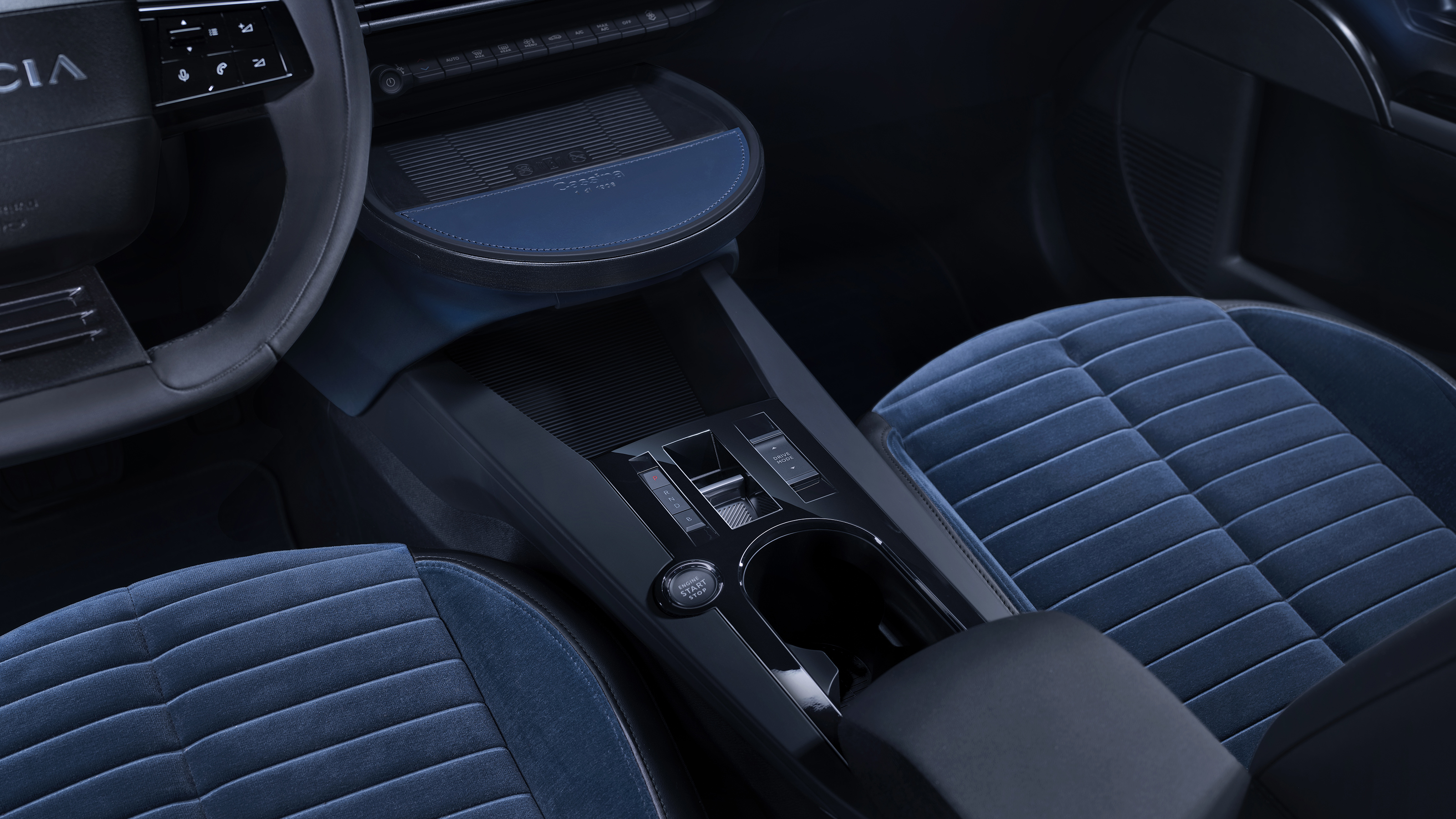 Lancia Ypsilon - front seats 