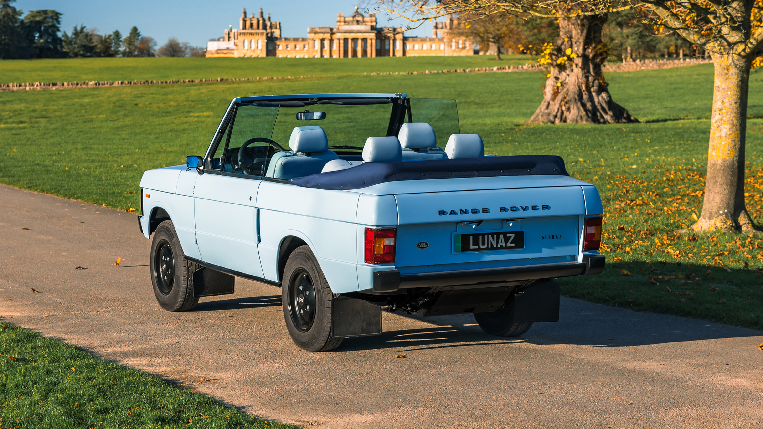 Lunaz Range Rover Classic - rear