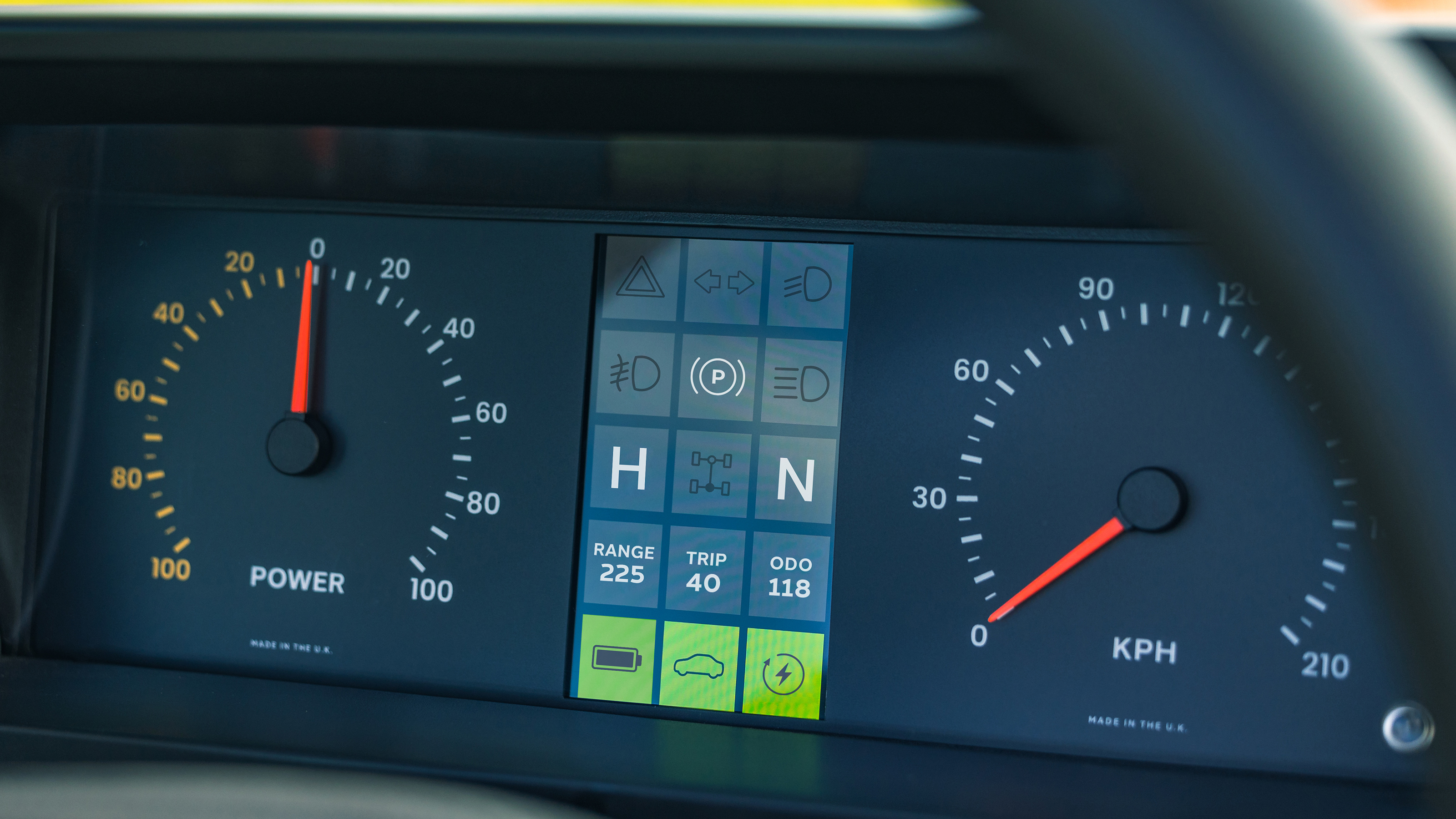 Lunaz Range Rover Classic - dashboard