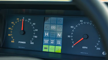 Lunaz Range Rover Classic - dashboard