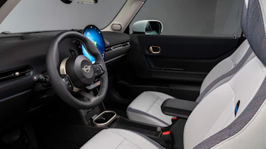 MINI Cooper - interior