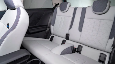 MINI Cooper - rear seats