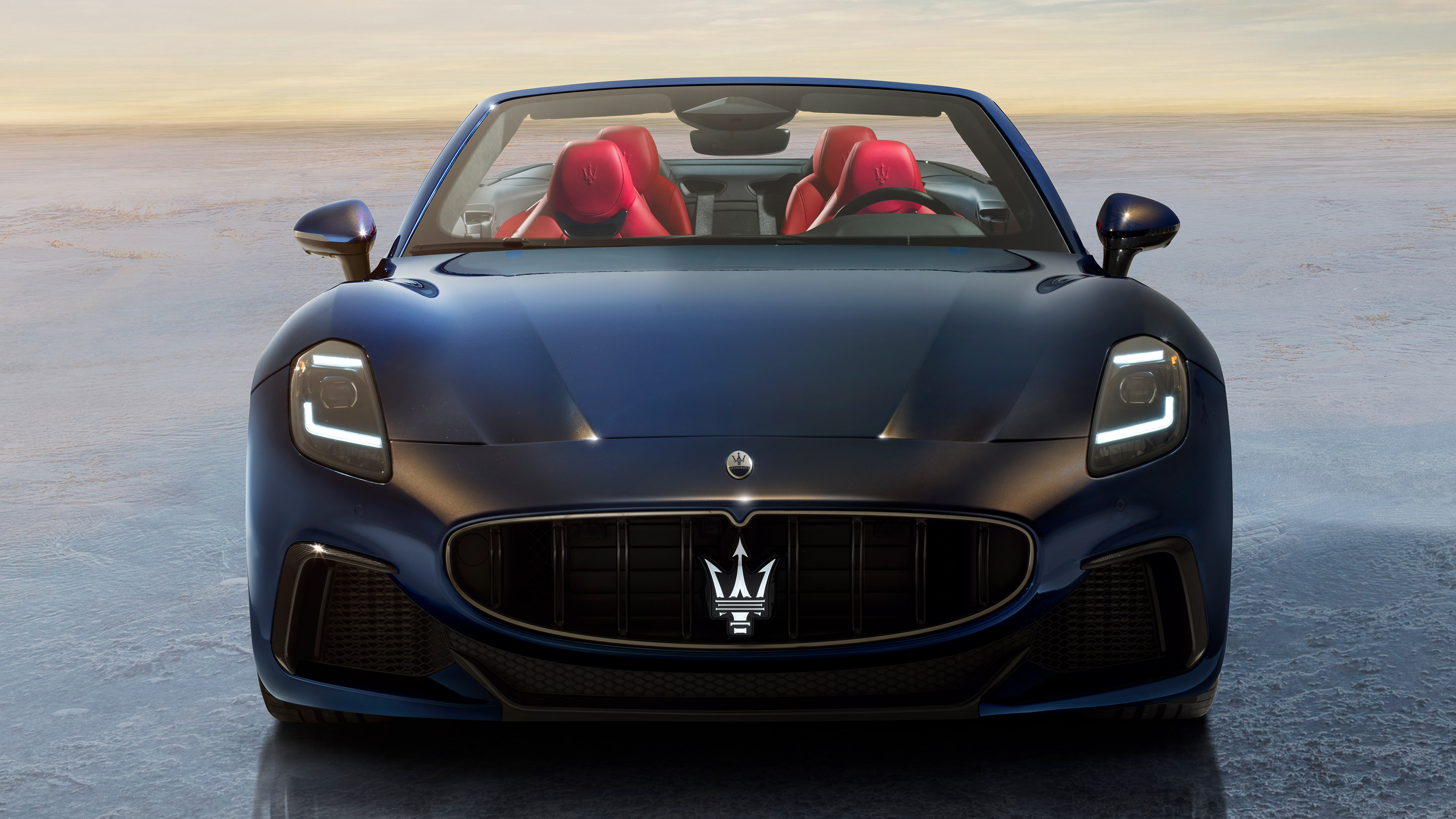 Maserati GranCabrio Trofeo - full front