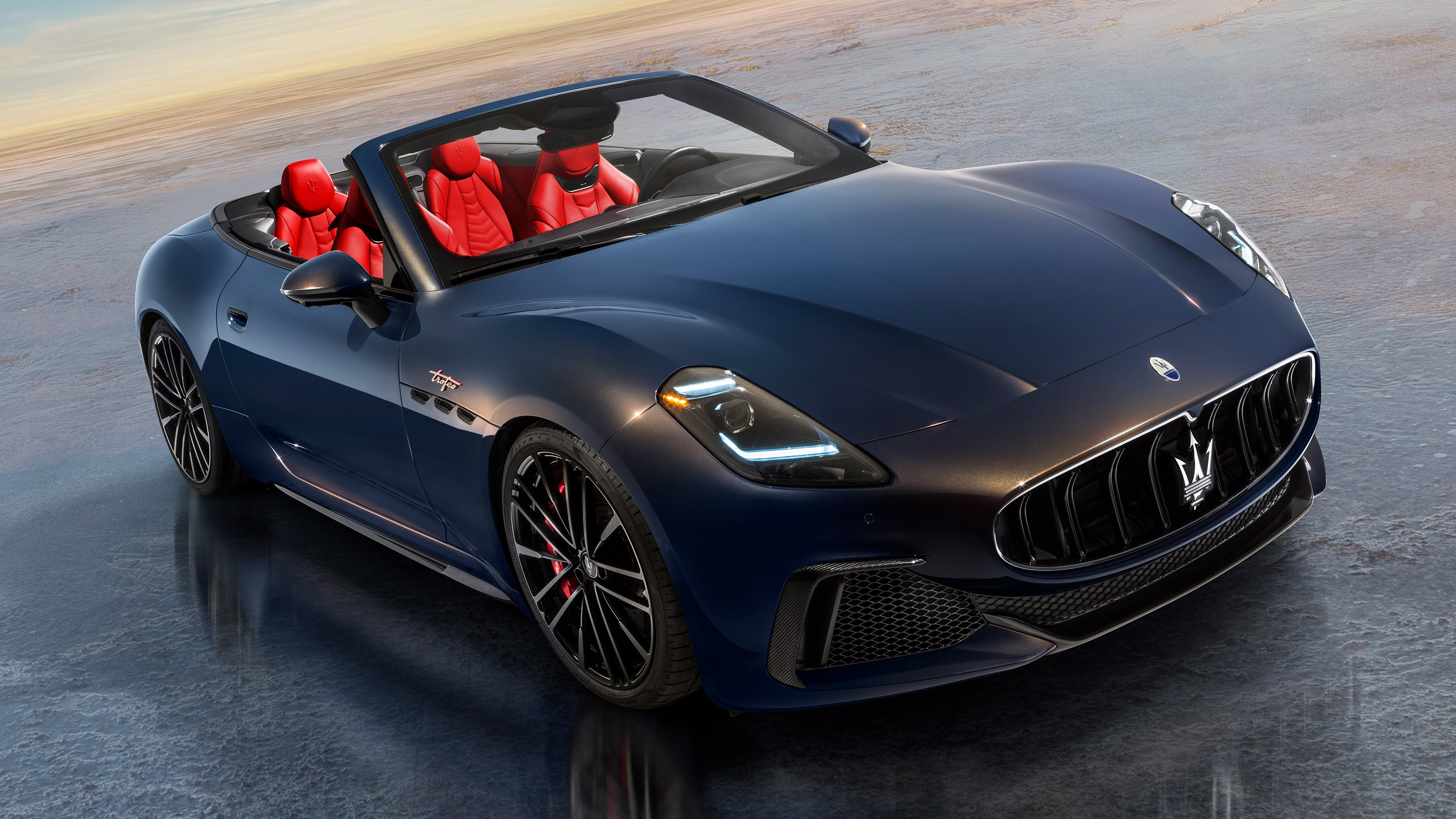 Maserati GranCabrio Trofeo - front