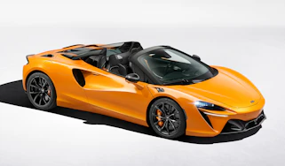 McLaren Artura Spider - studio front