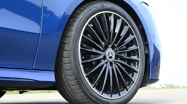 Mercedes CLA - wheel