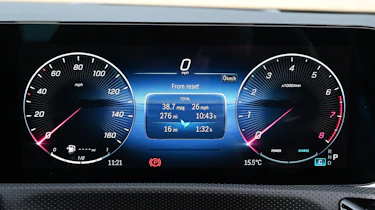 Mercedes CLA - dsahboard screen