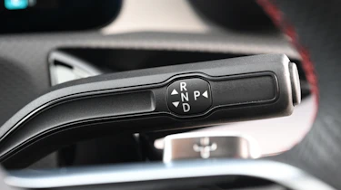 Mercedes CLA - gear selector