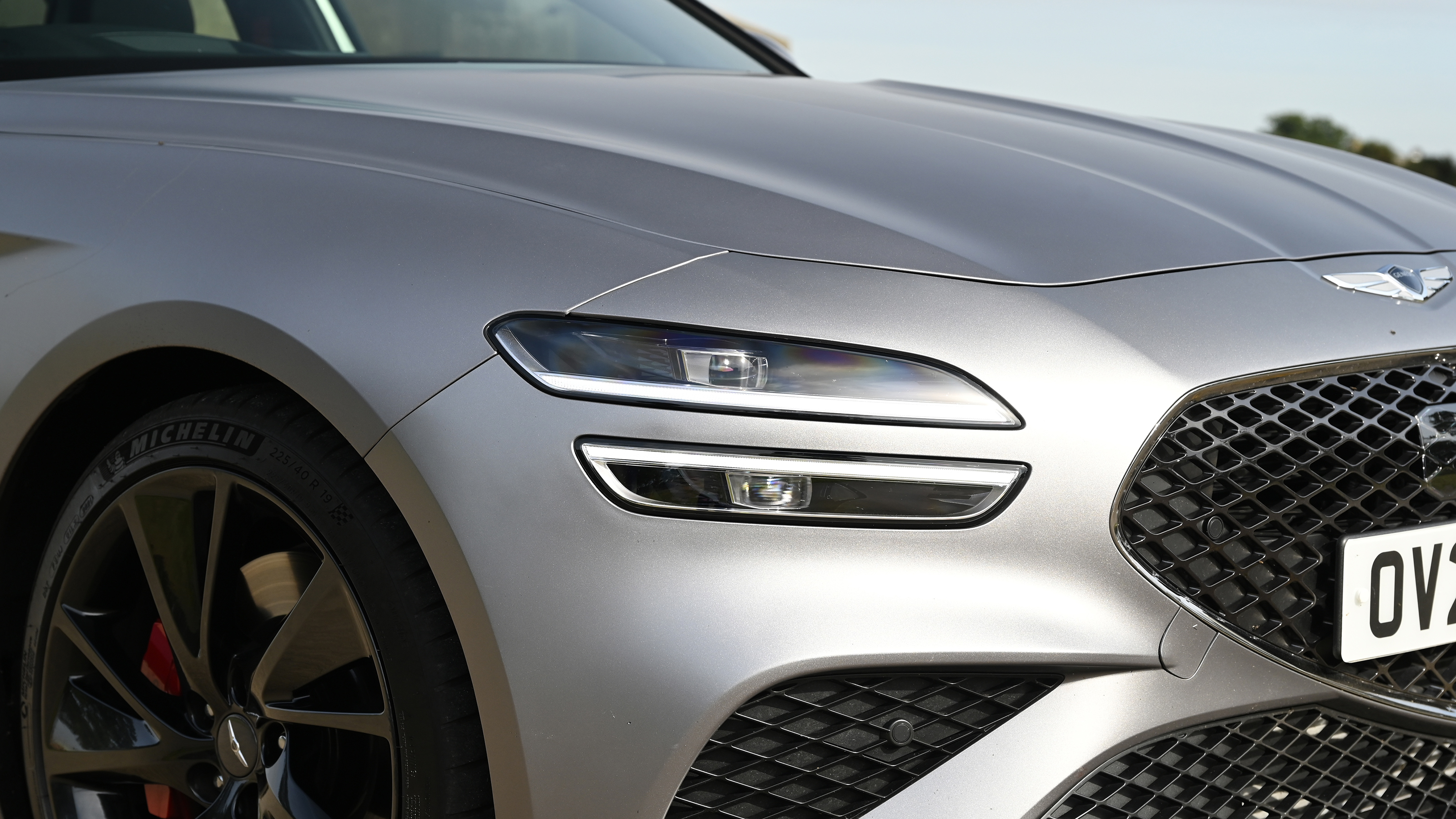 Genesis G70 - headlight
