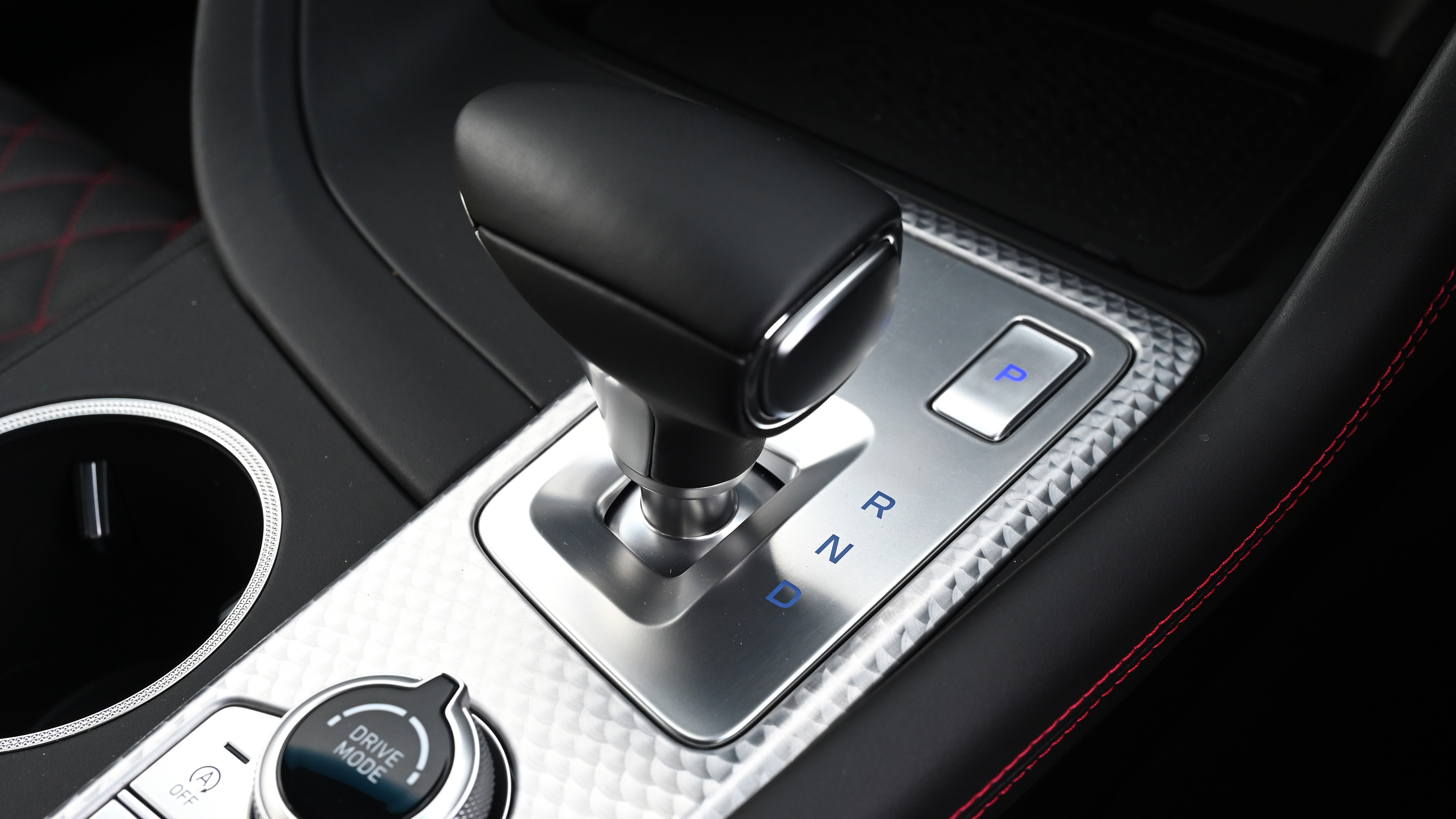 Genesis G70 - gear selector