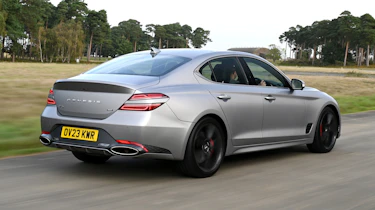 Genesis G70 - rear tracking
