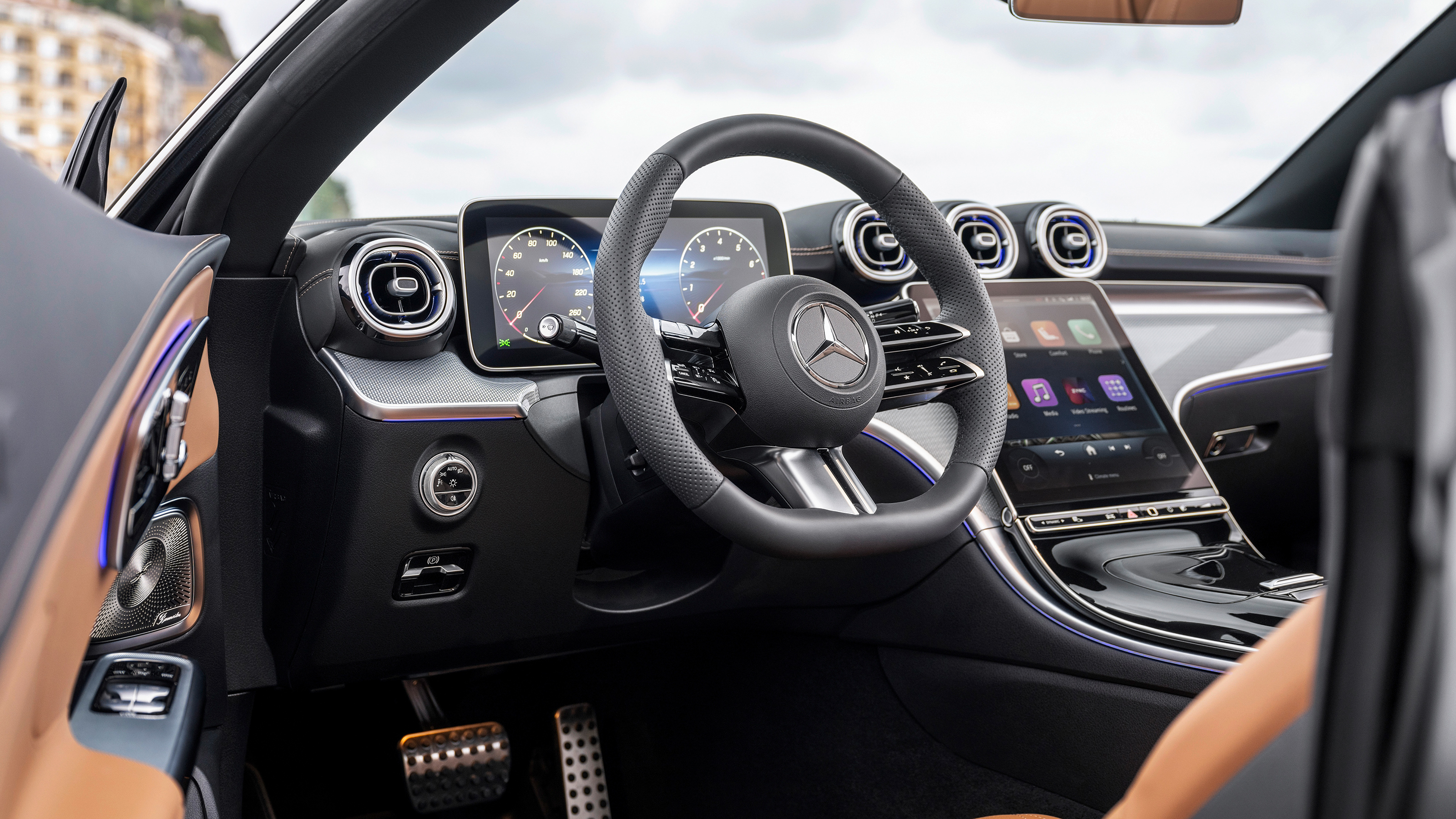 Mercedes CLE Cabriolet - interior