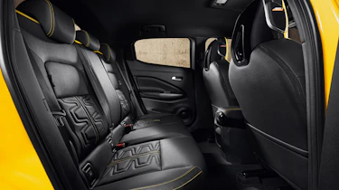 Nissan Juke facelift - rear seats
