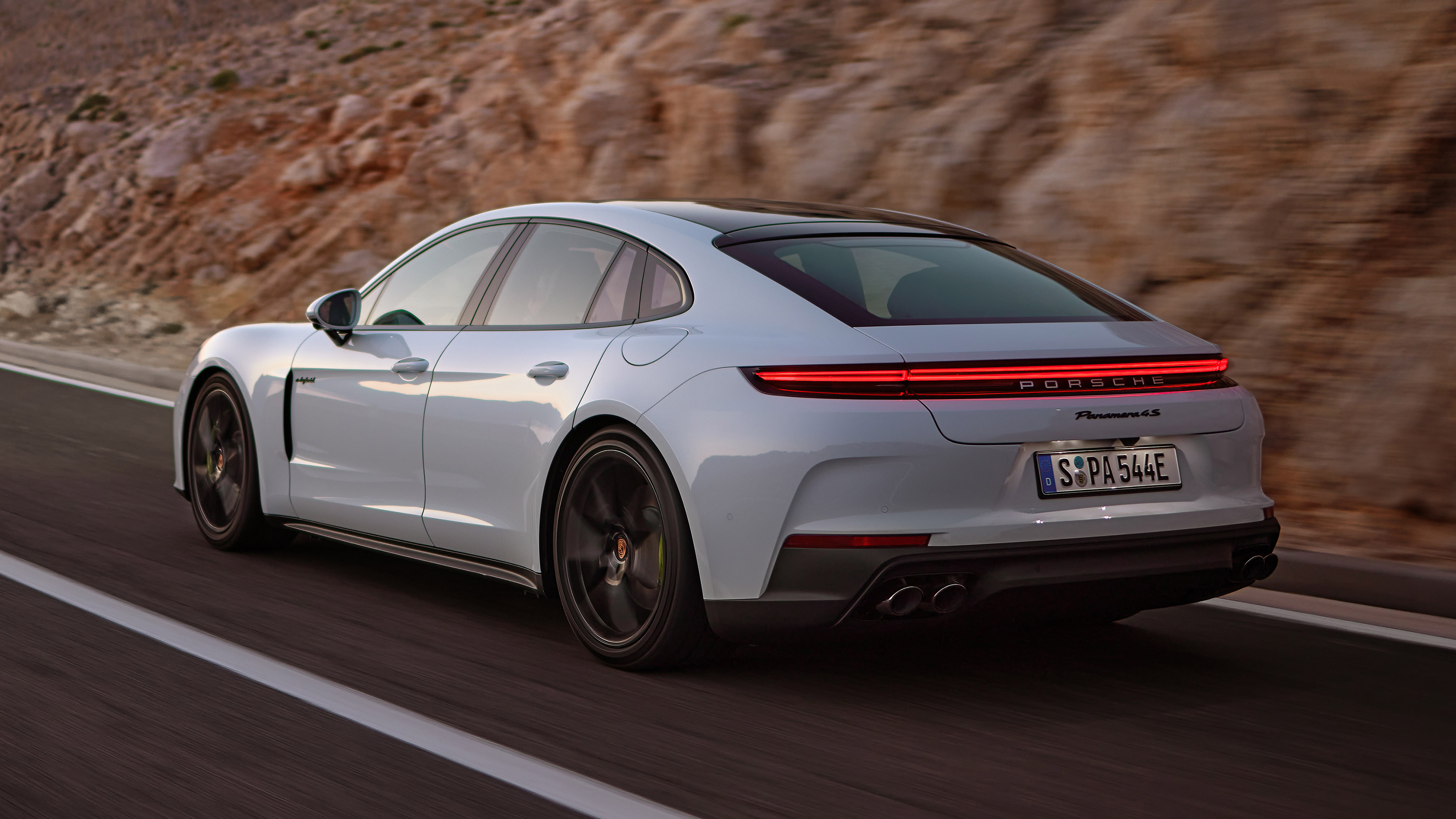 Porsche Panamera E-Hybrid - rear