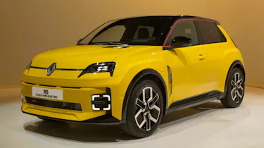 Renault 5 - front