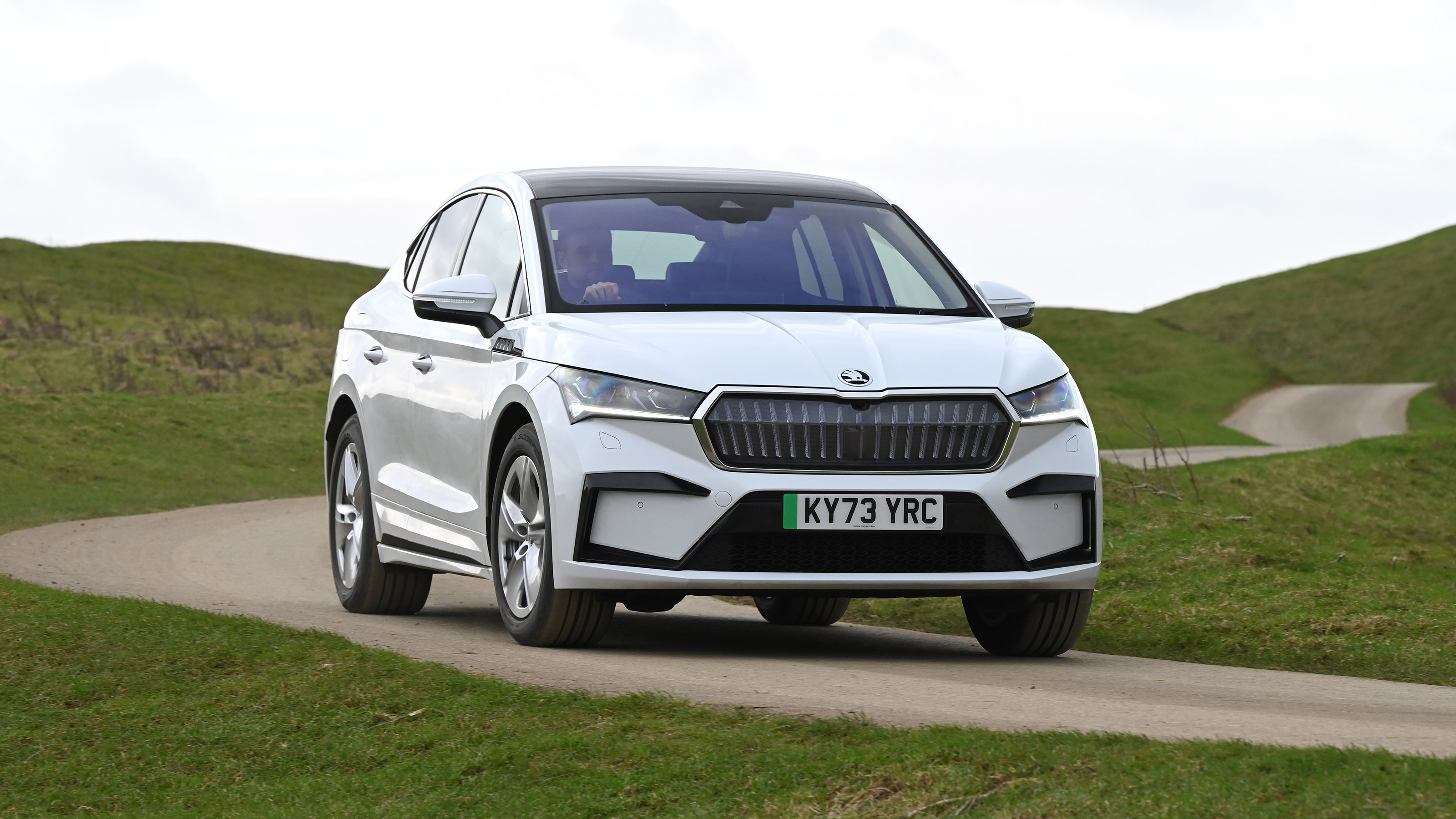 Skoda Enyaq Coupe 85 Edition Suite - front cornering