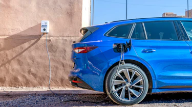 Skoda Enyaq charging