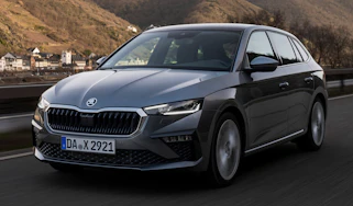 Skoda Scala facelift - front action