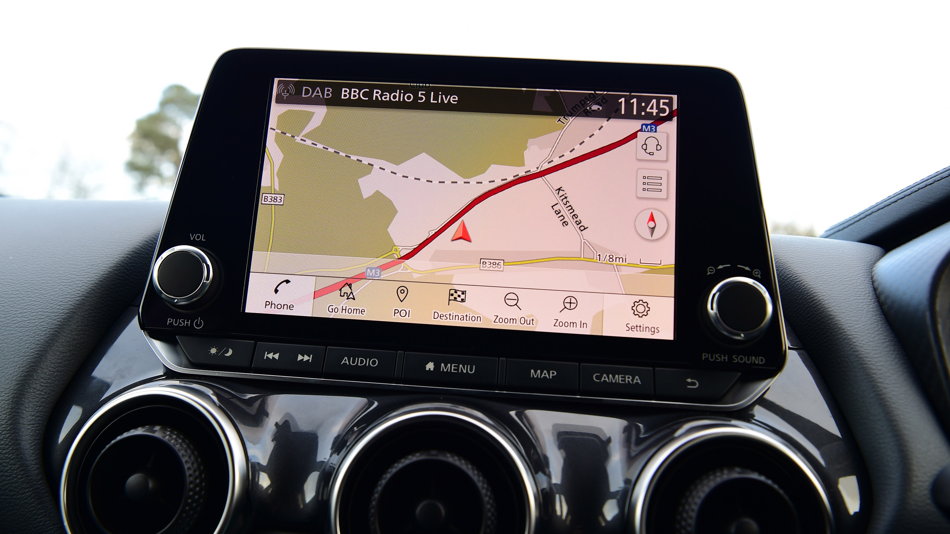 Used Nissan Juke Mk2 - infotainment